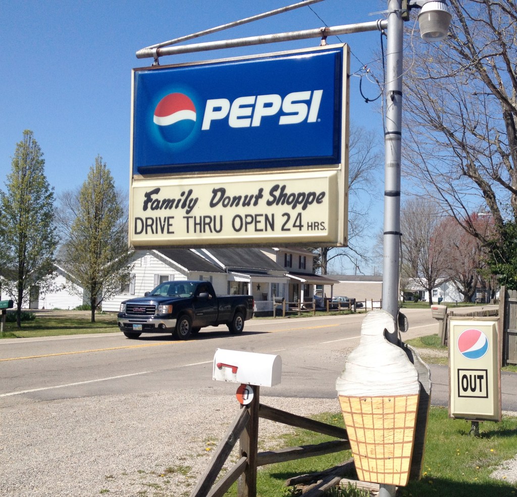 Family Donut Shoppe Sign